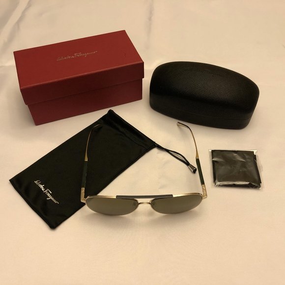 New Salvatore Ferragamo Aviator Sunglasses Unisex